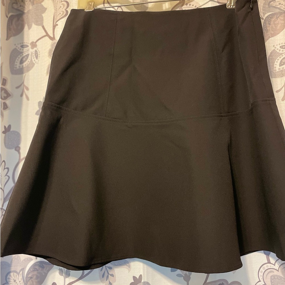 Kenneth Cole NWOT black flair skirt. Size 14